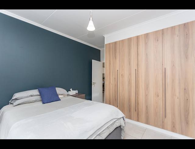 2 BEDROOM APARTMENT FOR SALE IN RICHWOOD